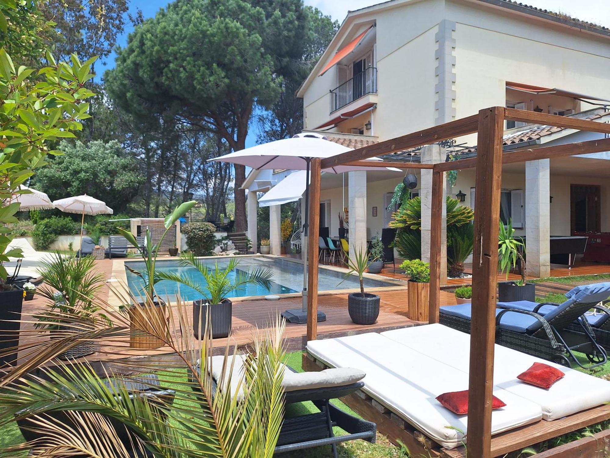 Les Canyes Cottage, Private Villa Resort Piera Exterior foto